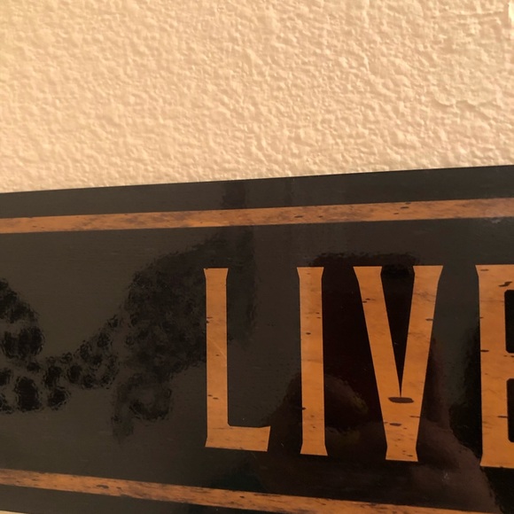 Sign - Picture 5 of 5